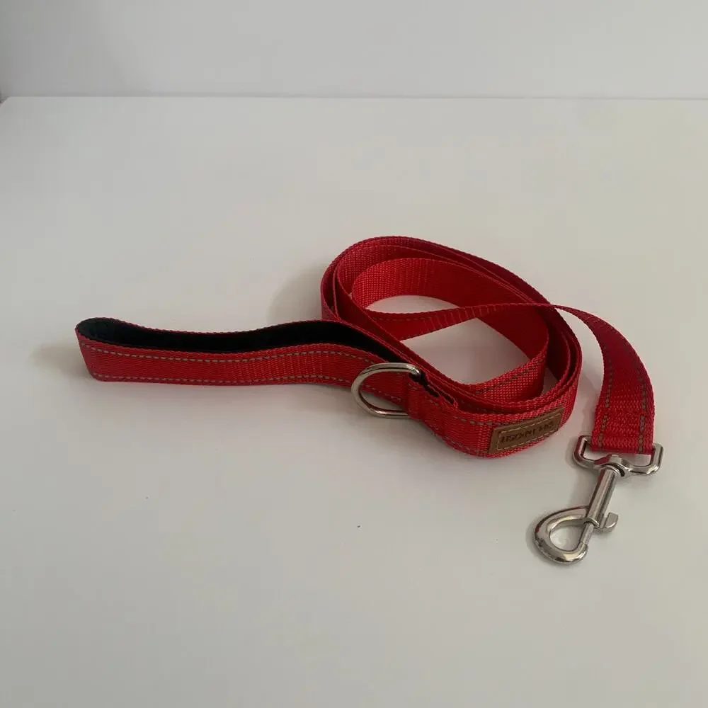 Pet &Posh Reflective Dog Leash And Collar Size M Brand New